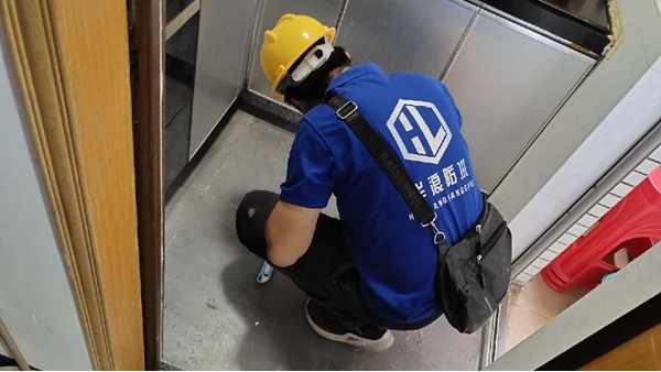 遇到厨房漏水需要找到漏水的原因_华浪防水堵漏带来厨房防水解决方案
