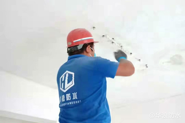 屋顶漏水怎么办_教你几招屋顶防水堵漏