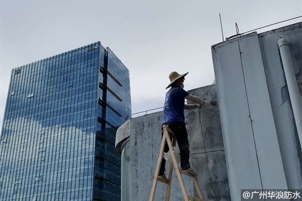 深圳珠江广场观光电梯免砸砖防水补漏工程案例_广州华浪防水公司