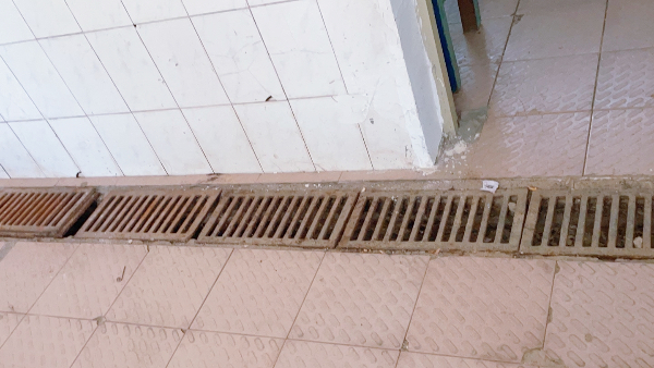 厨房管道漏水是怎么回事_广州专业防水师傅告诉你厨房漏水原因