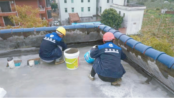 房顶漏水怎么办？屋顶防水补漏施工有哪些注意事项？广州防水公司