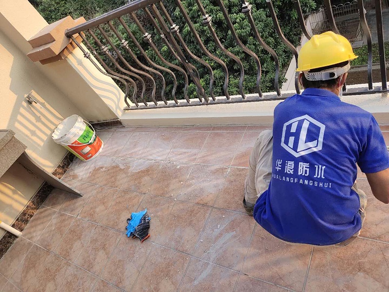 花都雅居乐B27X栋别墅阳台及外墙防水补漏补漏工程 