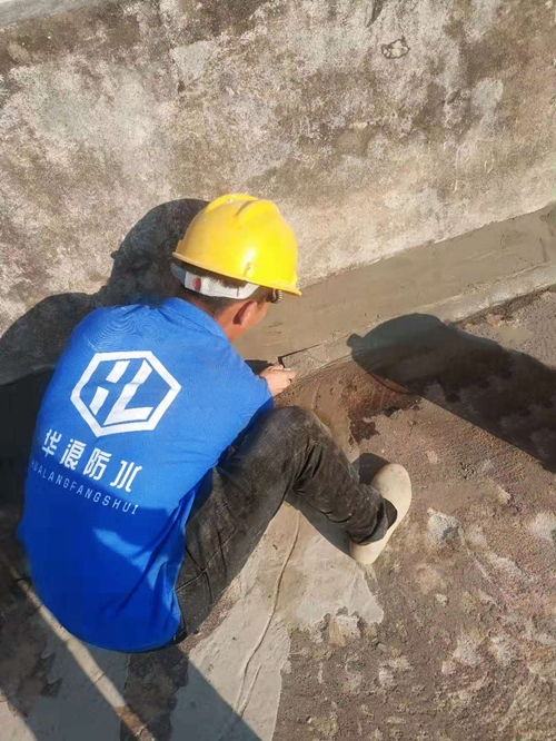 屋顶补漏维修