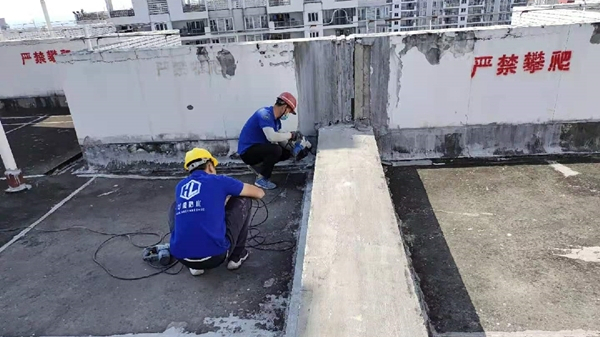 屋面伸缩缝防水做法_广州专业防水工程师分享伸缩缝漏水怎么办