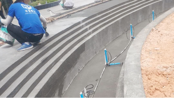 做水池防水堵漏工程的同时还要选对防水材料才行_广州防水公司这样做