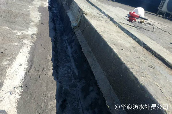 伸缩缝防水堵漏施工