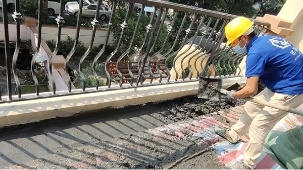 阳台漏水怎么处理_老师傅们有一套阳台防水堵漏工艺做法_广州防水补漏